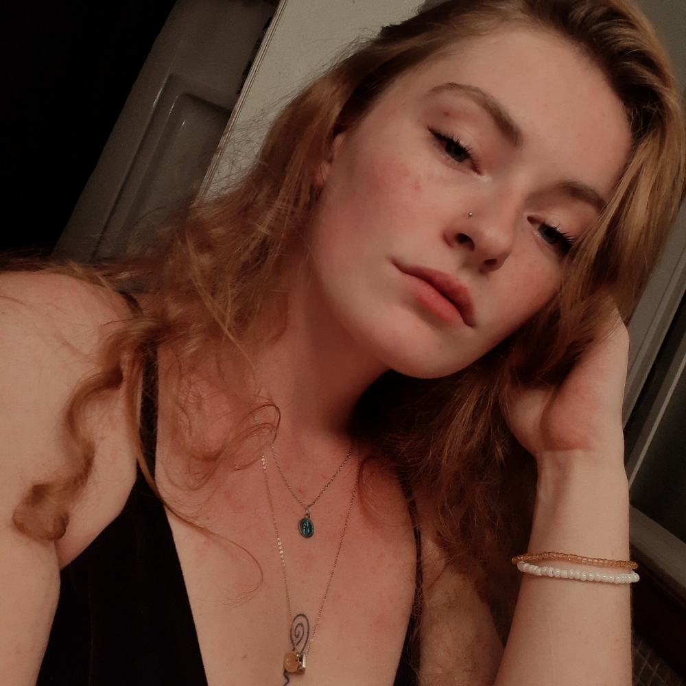 Meet your Posher, Amelia